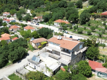 Apartment 90 sq.m. in Antipata Pilaros 