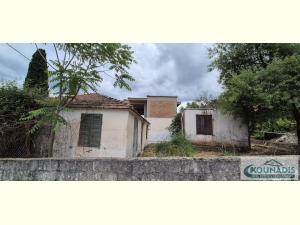 083, Detached House, Chaliotata